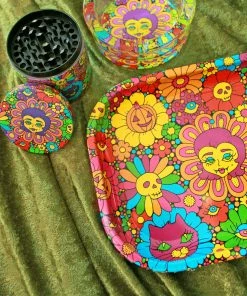 SOURPUSS DAISY DISASTER ASHTRAY -BEETLEJUICE Shop MULTI DAISYDISASTER LIFE1 388b7083 6749 4d7d 8896 5f634c0ad602