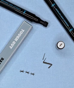 ASHLEY HAY DESIGN BARBED WIRE STAMP & BRUSH EYE LINER