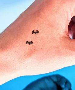 BEETLEJUICE Shop -BEETLEJUICE Shop bat stamp eyeliner 3